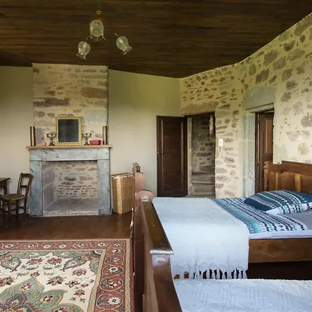 Bournazel Sleeps 8 Pool Wifi Villa